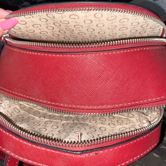 GUESS red backpack - Picture 4 of 5